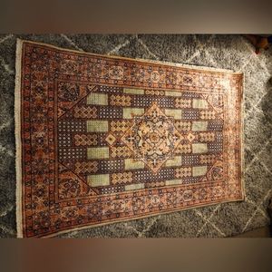 Silk oriental rug